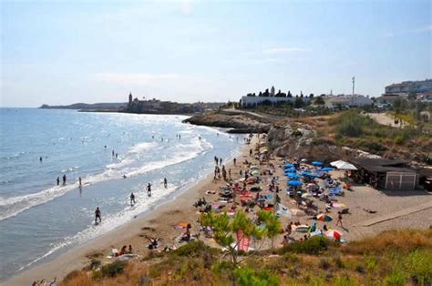 gay cruising sitges|Playa de las Balmins, Sitges .